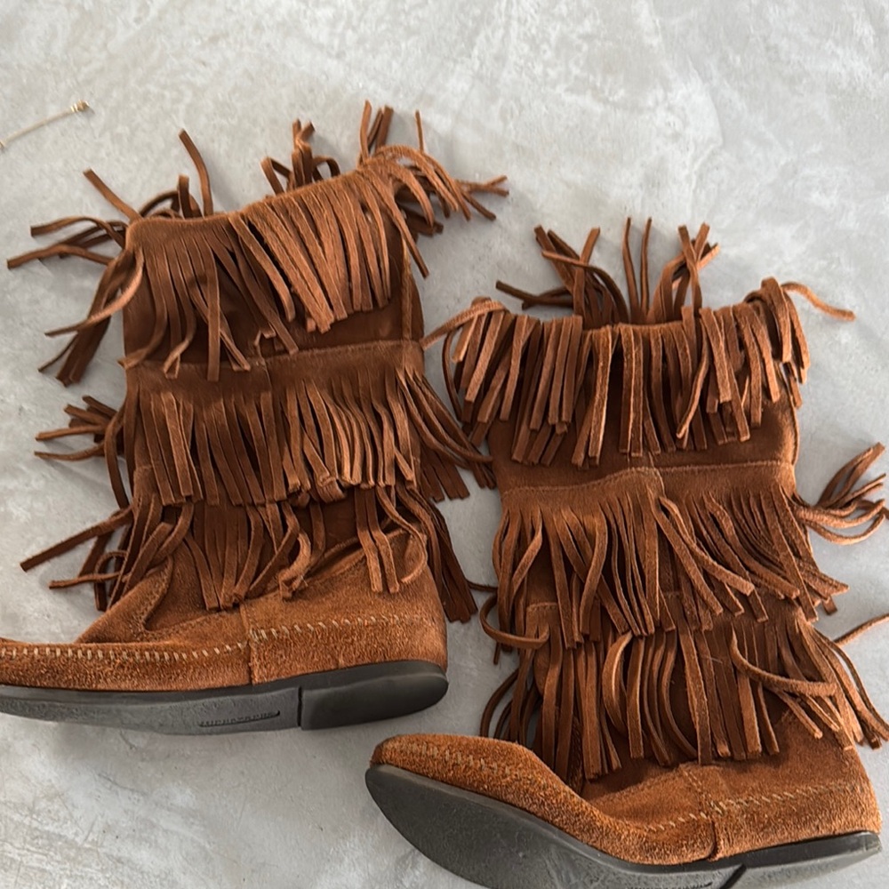 Fringed Suede Boots - Brown
